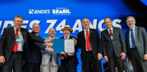 Governo lança Portal Investe Indústria Brasil para mapear projetos e apoiar investimentos da Nova Indústria Brasil