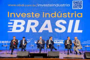 ABDI destaca papel do Portal Investe Indústria Brasil para destravar investimentos e fortalecer a neoindustrialização 